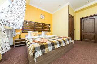 Гостиница Екатерингоф Санкт-Петербург Номер стандарт с 1 двуспальной кроватью-1